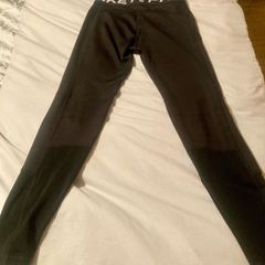 Black Nike pro leggings