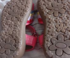 Girls sandals