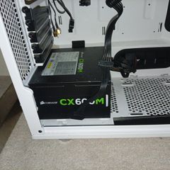 power supply crosair + gpu 8vram