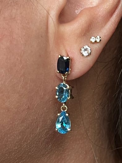 18k gold earring topaz stones
