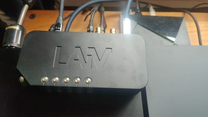 Laiv Audio UDDC re clocker with  linear power supply upgrade