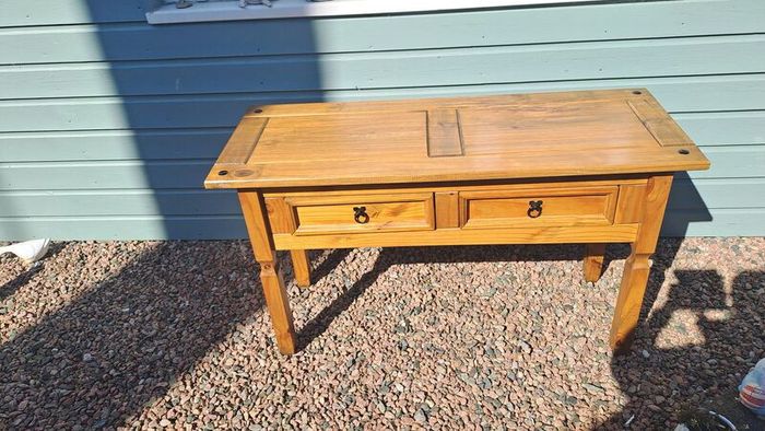Mexican Pine Table
