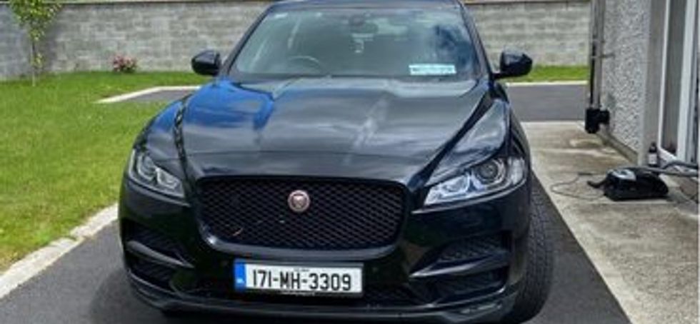 Jaguar f pace