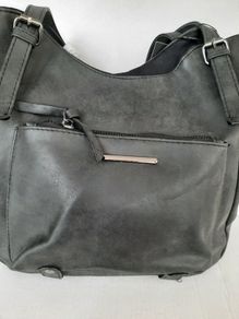 new navy bag tag attached