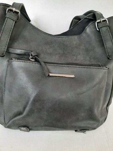 new navy bag tag attached