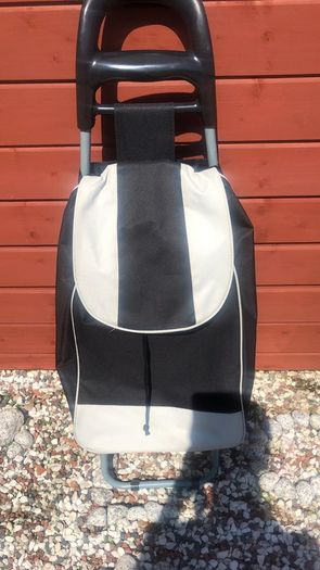 Shopping trolley