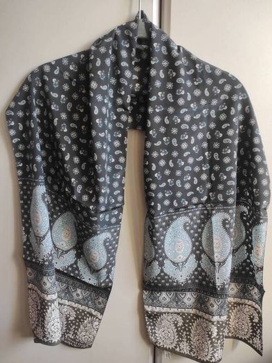scarf