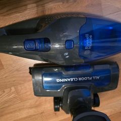 vacuum  Russel hobbs