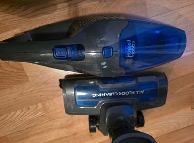 vacuum  Russel hobbs