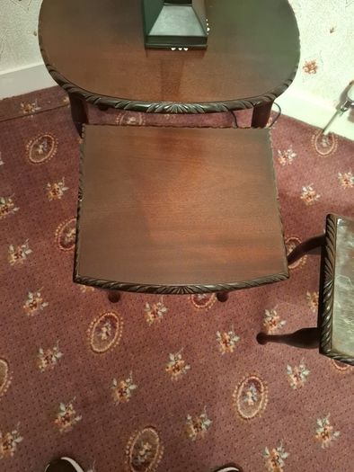 Mahogany Style nest of tables