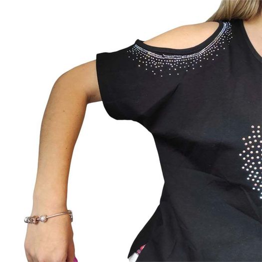Women's shoulder top with a butterfly