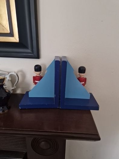 bookends
