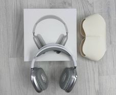 AirPods Max