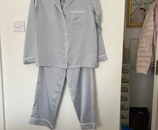 ladies pyjamas