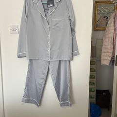 ladies pyjamas