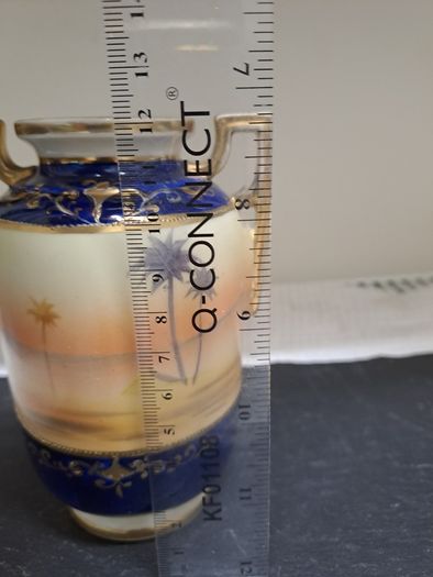 1920 Noritake vase