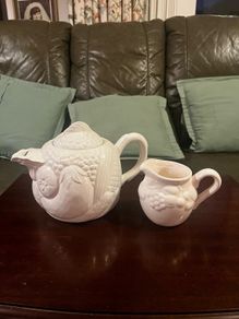 White ceramic teapot and jug set