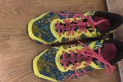 Oasics trainers size EU40