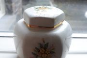 Beautiful ceramic trinket box