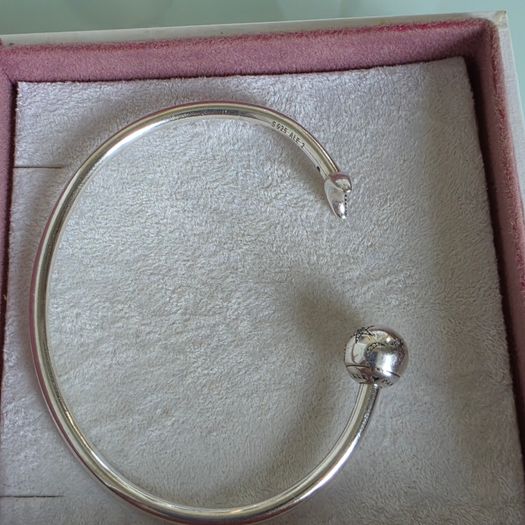 Pandora moments moon/stars open bangle size 2 very good condition hallmarked