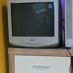Sony Trinitron KV-21LT1B CRT tv