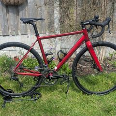 Boardman Road Comp. Size 51cm (small) with Hunt Wheels.