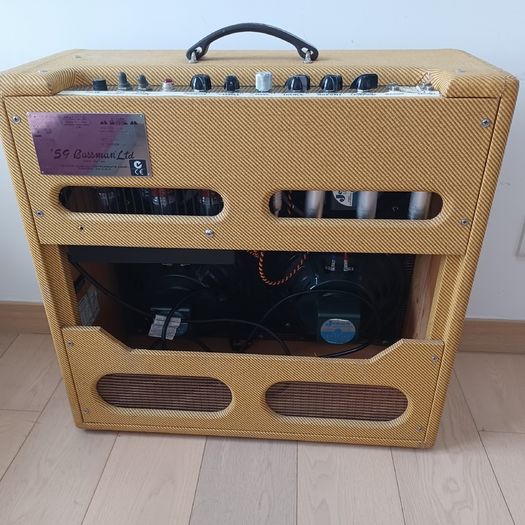 Fender Bassman 59 LTD Lacquered Tweed Tube Combo (For Sale)
