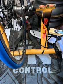 trek 1000 SL 56 frame turbo trainer included