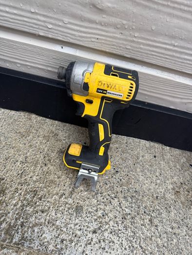 DeWalt 18V XR Brushless Impact Driver