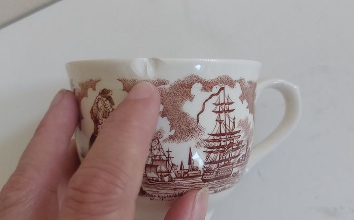 Fabulous Vintage 35 Piece Brown and White Fair Winds, Historical Scenes of Chinese Export to America Dinner Service by Alfred Meakin, Staffordshire