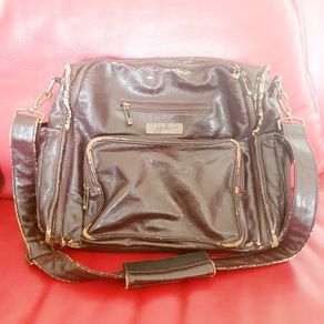 Jujube baby changing bag