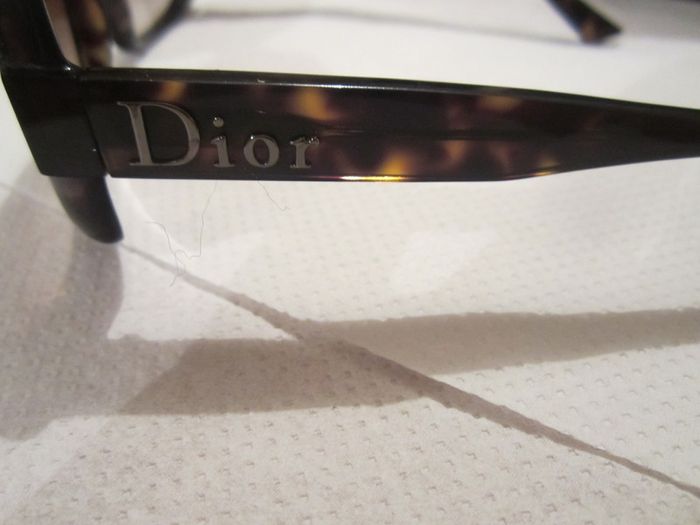 Christian Dior   60 S   2 Color 036cc