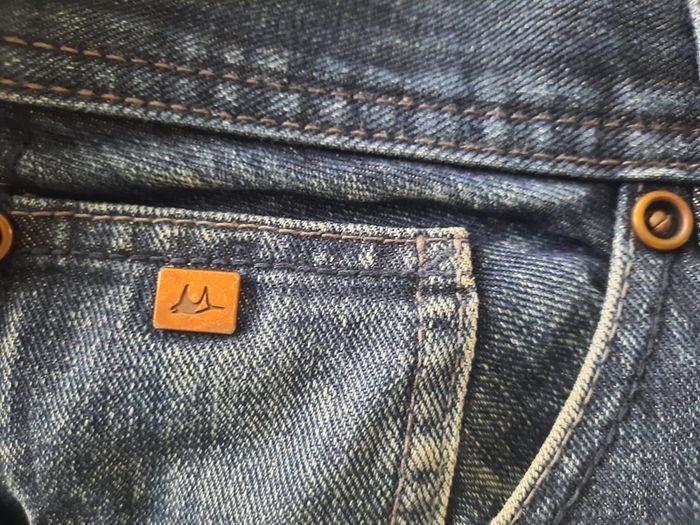Mantaray Debenhams denim jeans 36 waist and 31 leg in excellent condition with no issues see last two photos for exact measurements FREE STANDARD POSTAGE INCLUDED