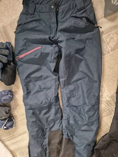 Skiing gear