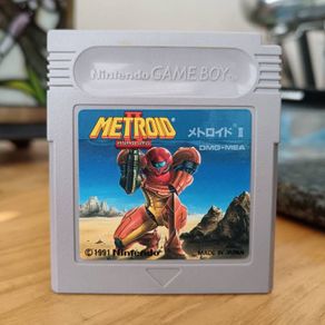 Metroid II Nintendo Game Boy.