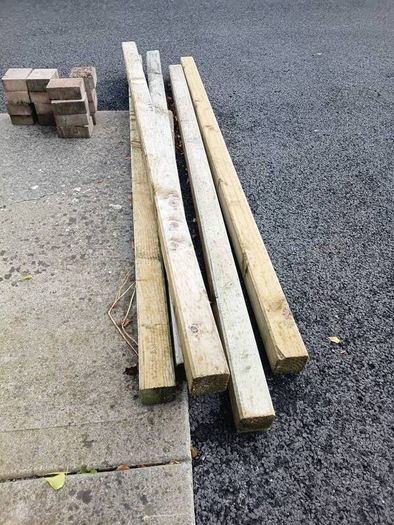 Timber pergola posts