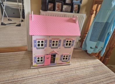 doll house