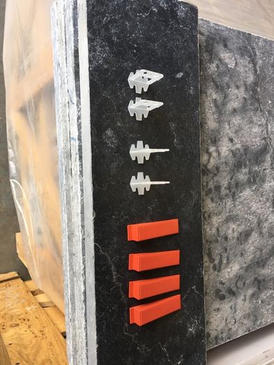 Complete Professional tiling system clips, wedges, pliers, see text for details pls