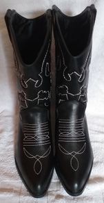 Ladies Cowboy Boots Size 6