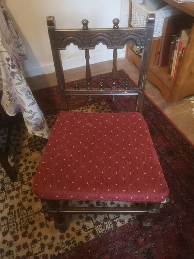 Extension Dining Table and Chairs.