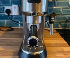 Delonghi Dedica coffee machine