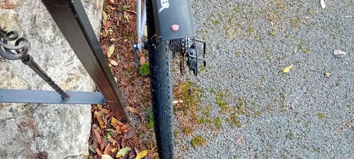 Decathlon Hybrid Bicycle