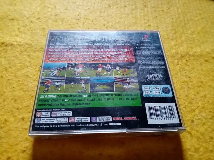 This is Football PlayStation 1ps1 PlayStation 2 ps2 games Original Pal version