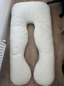 Pregnancy pillow