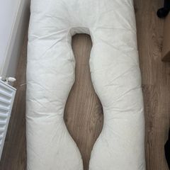 Pregnancy pillow