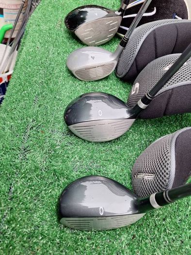Golf clubs, full set and bag