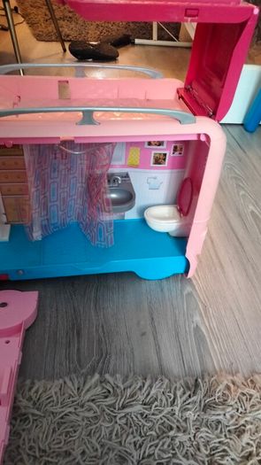 Barbie campervan