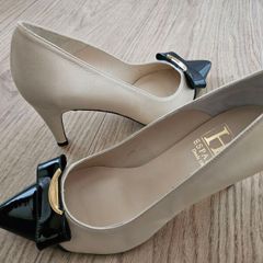 Gorgeous white & black bow Spanish leather high heel shoes 3.5 UK RRP 130 euro