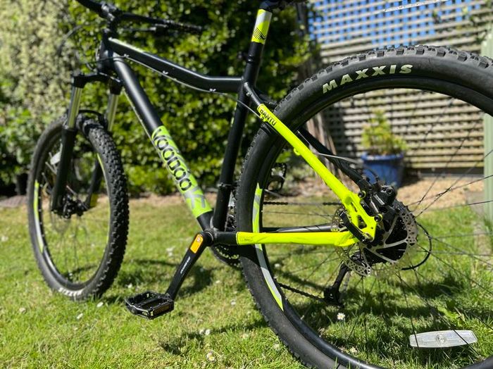 Mens mountain bike-Voodoo Bantu