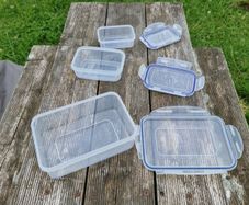 3 clip top boxes
